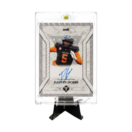 Daevin Hobbs autograph card