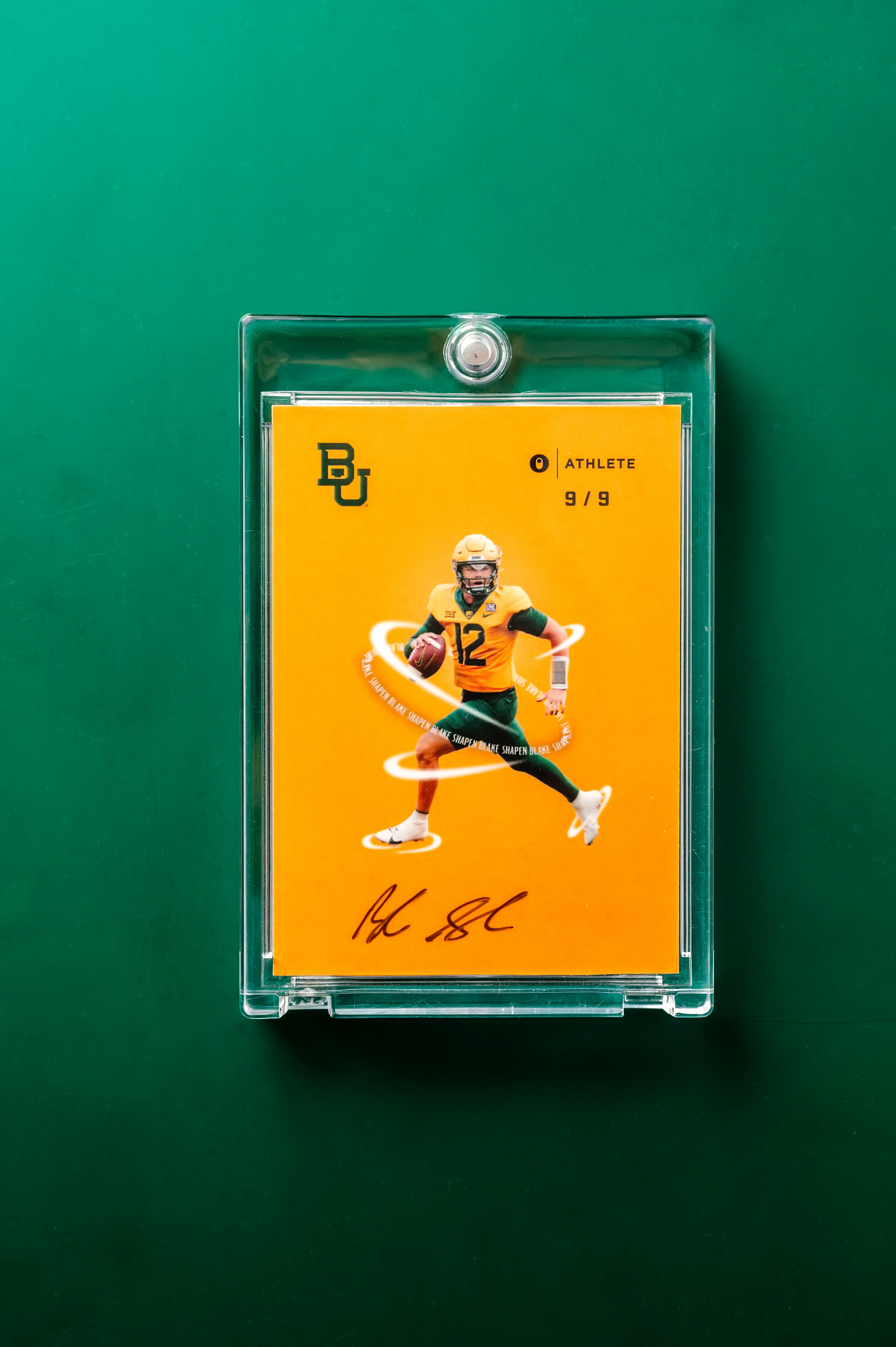 Baylor University® NIL Football - 2023 Trading Cards - Single Pack with Guaranteed Auto